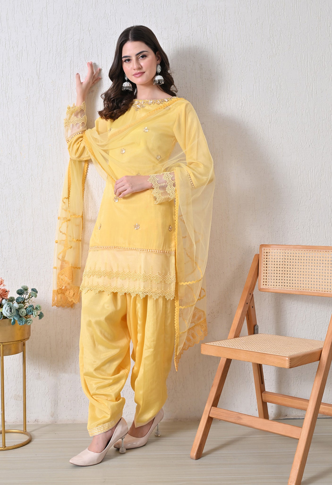 Saumya Saheli Suit Set