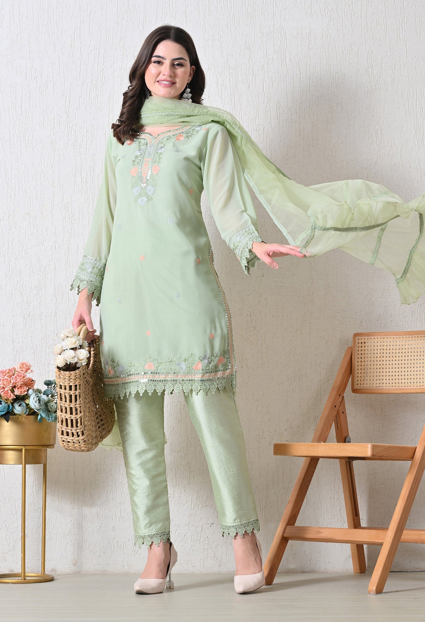Gulbadan Suit Set