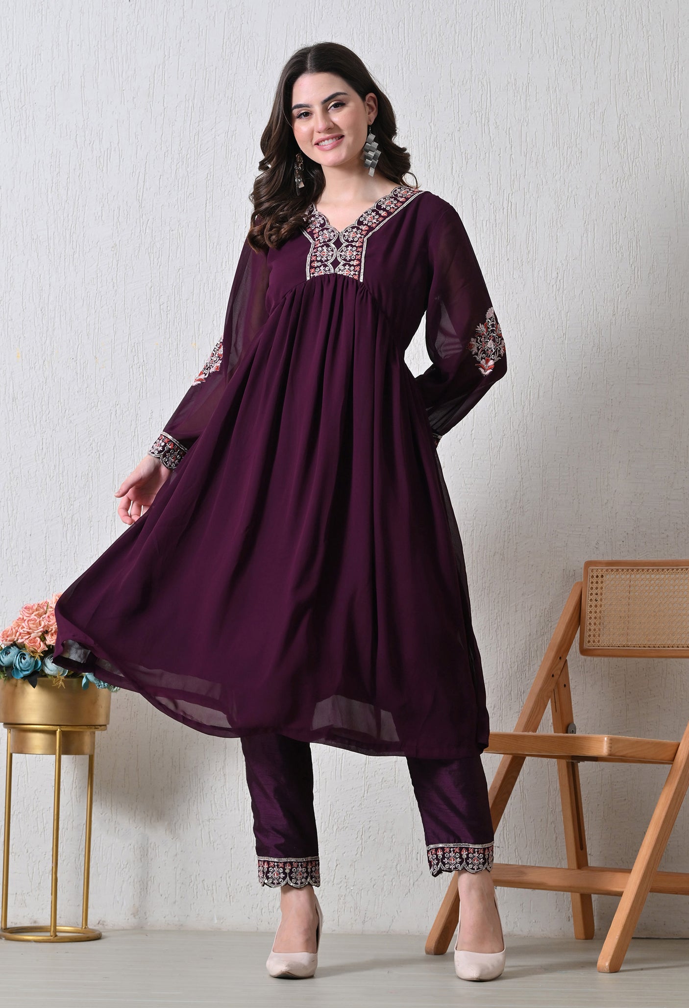Roohani Raunak Set