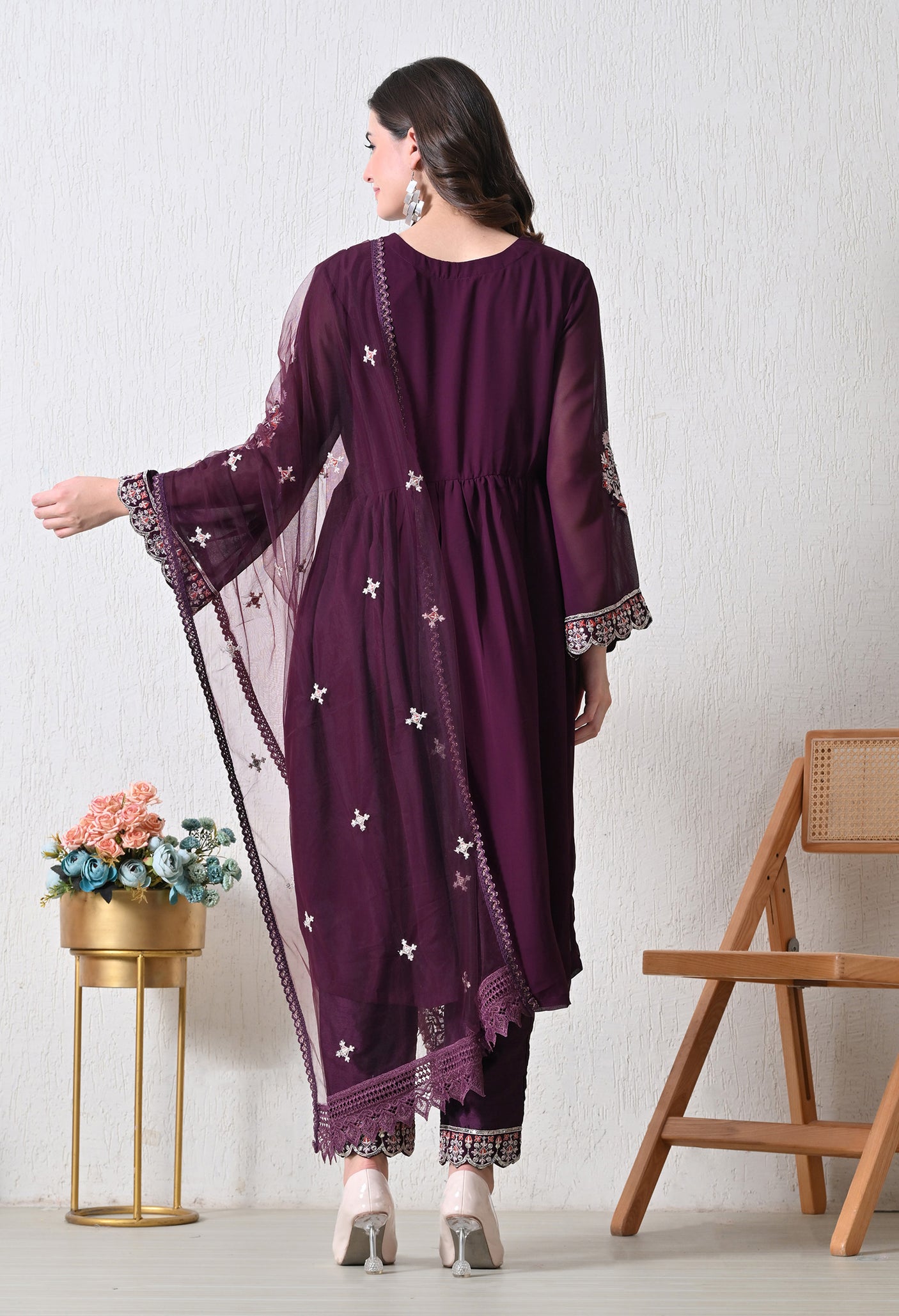 Roohani Raunak Set