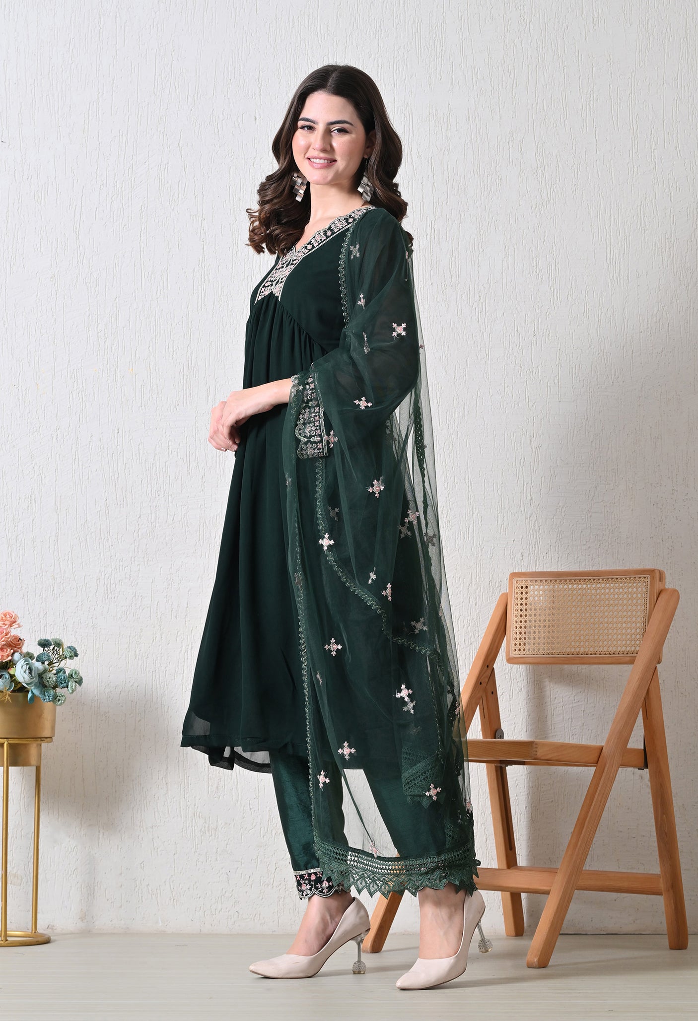 Roohani Raunak Set