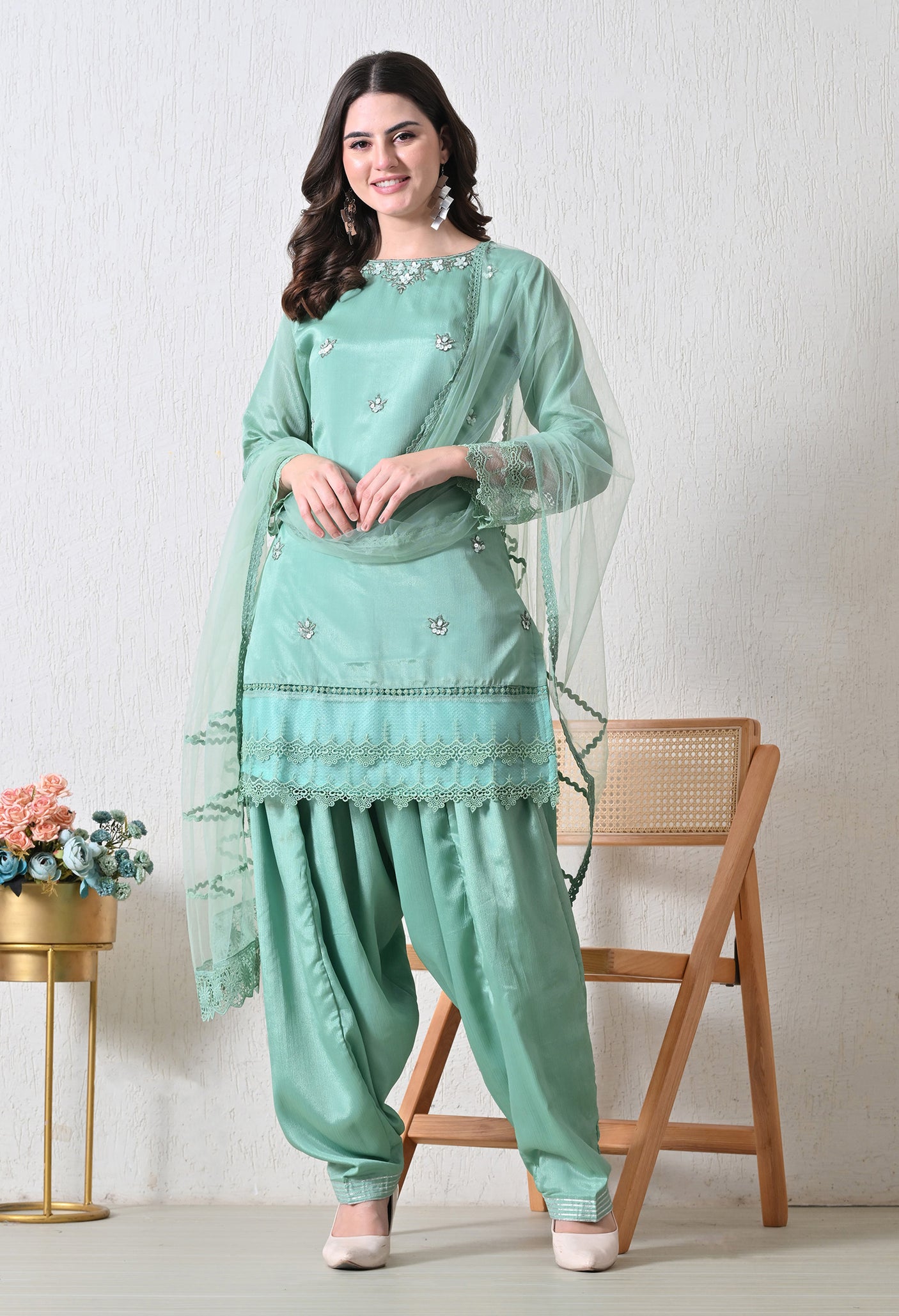 Saumya Saheli Suit Set