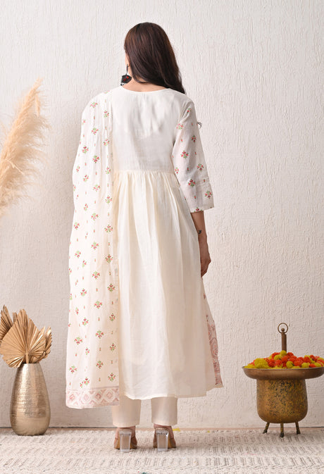 Rosé Anarkali