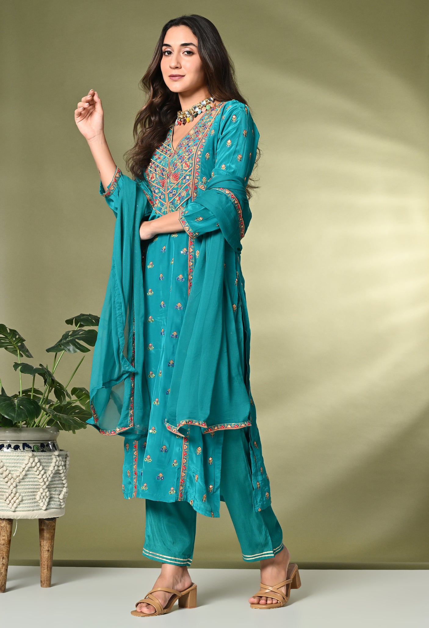 Maharani 3 Piece Suit