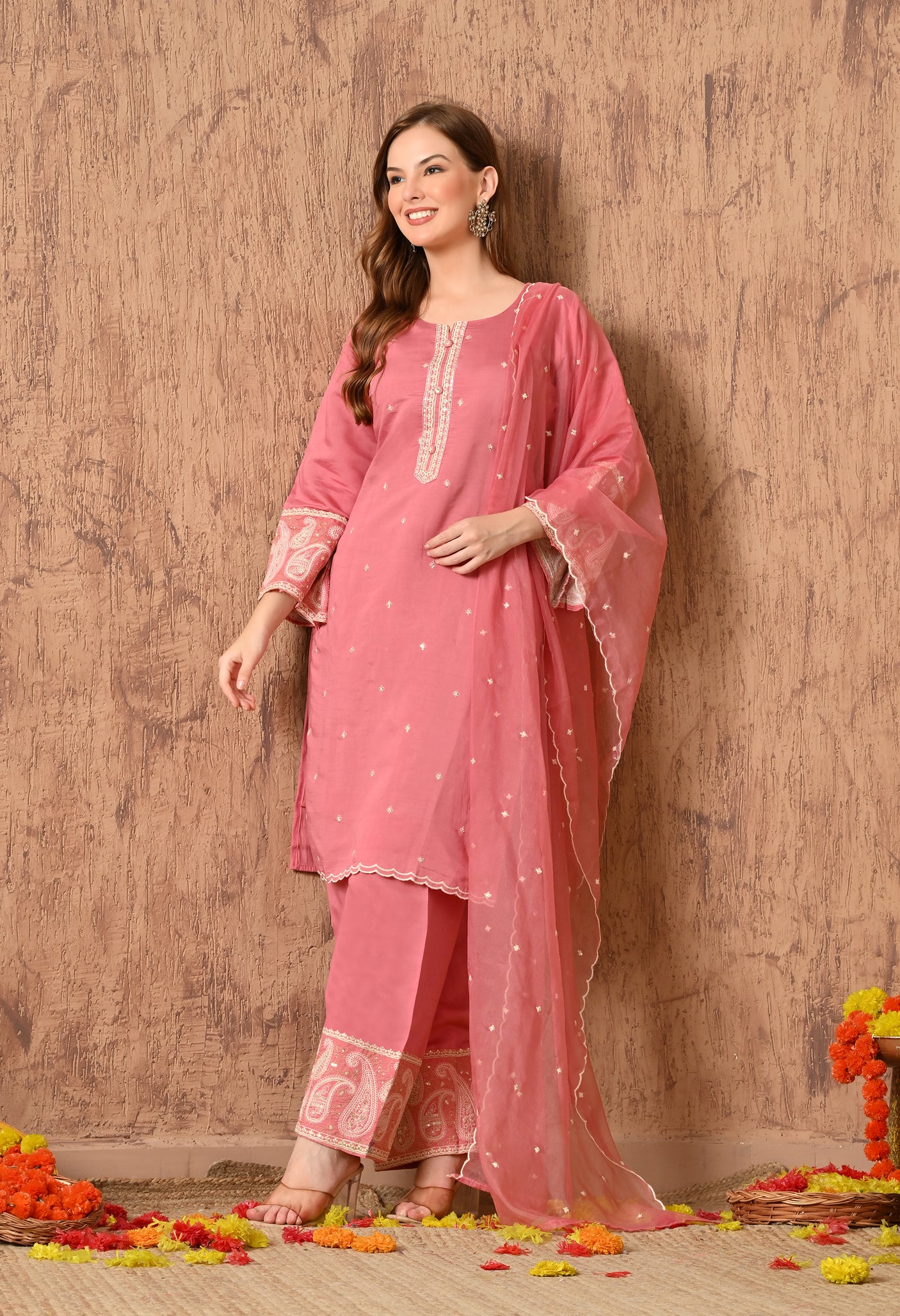Pink cotton suit