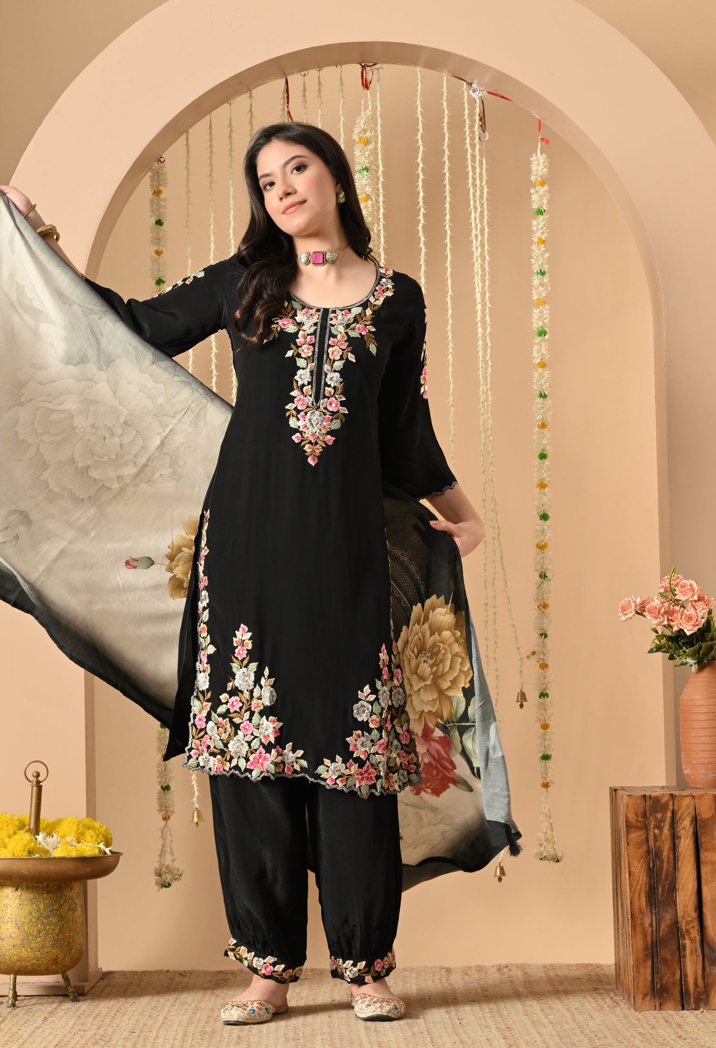 Black Rose Blossom Suit