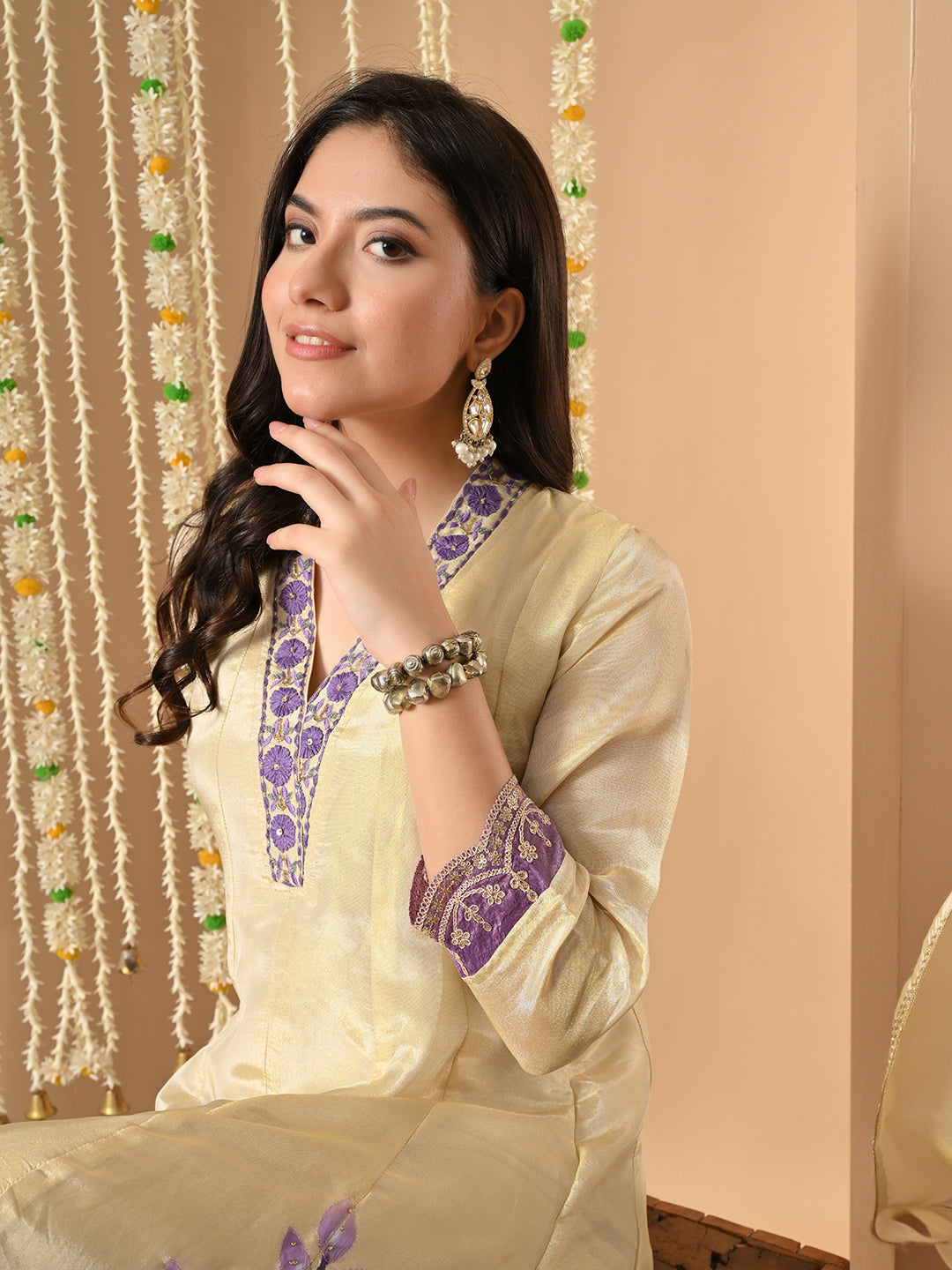 Nargis Noor Kalidaar