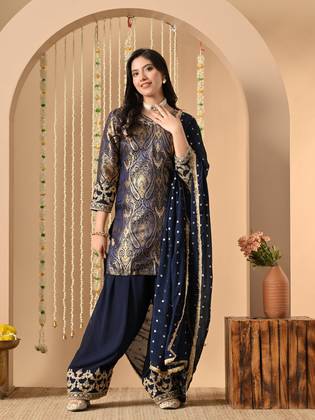 Tiyan wala farshi salwar suit