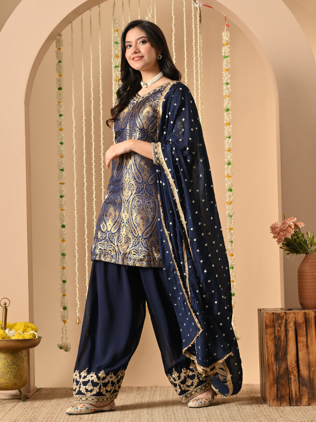 Tiyan wala farshi salwar suit