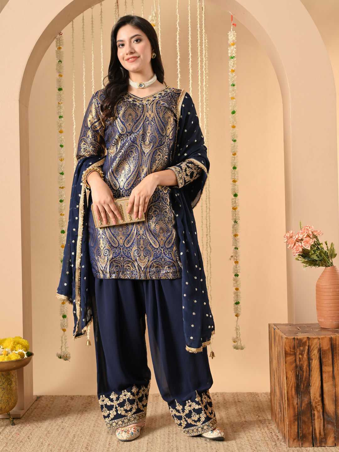 Tiyan wala farshi salwar suit