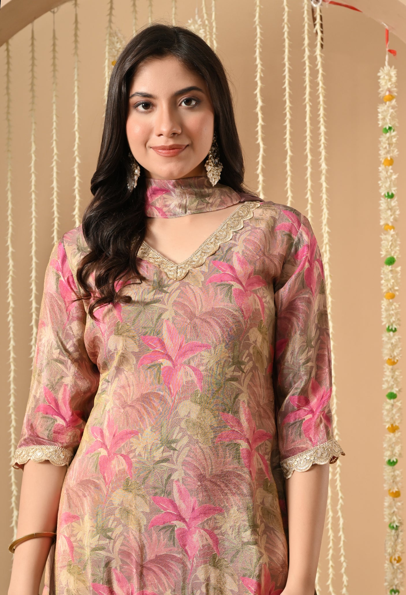 gulaboo ki khushboo
