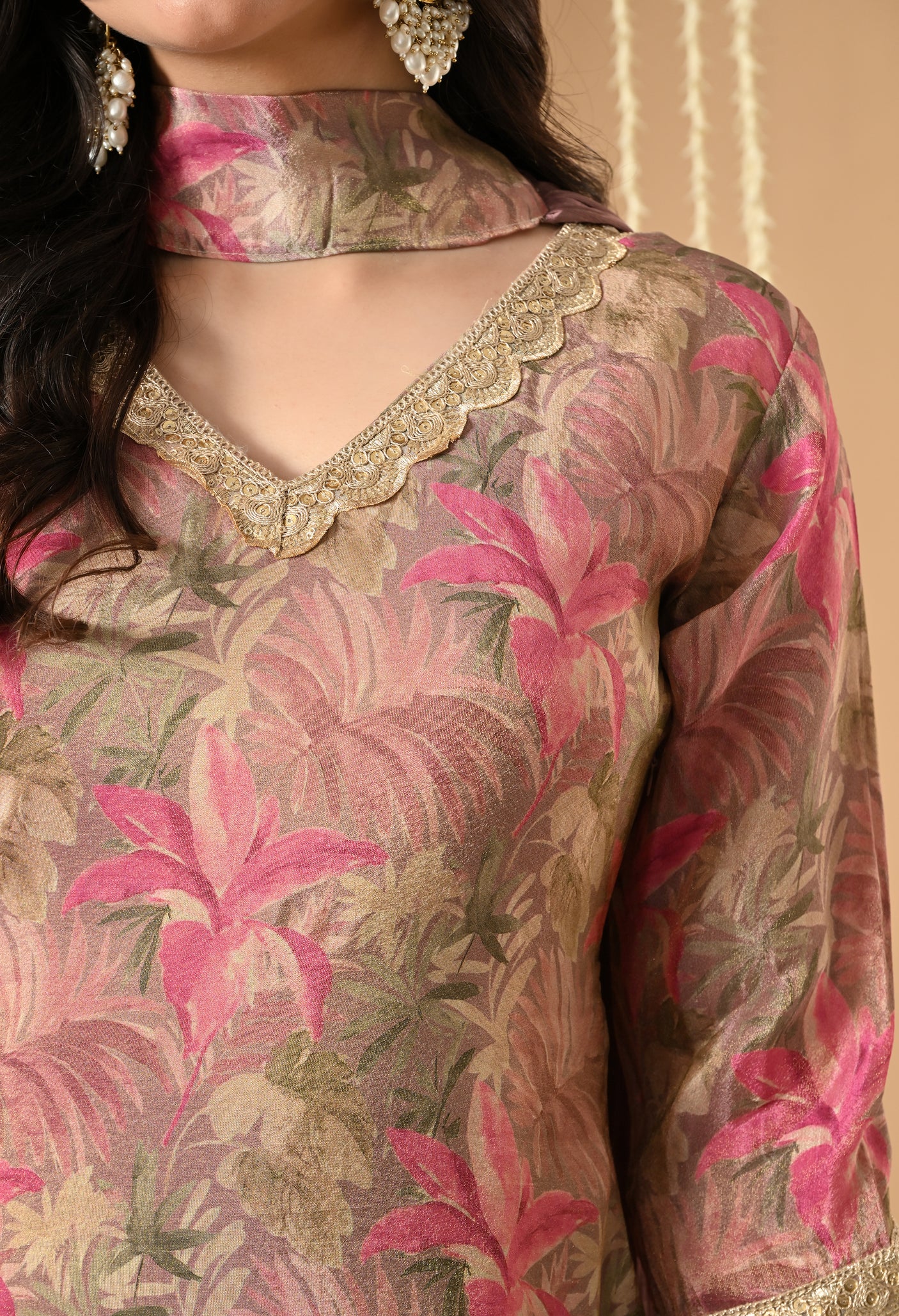 gulaboo ki khushboo