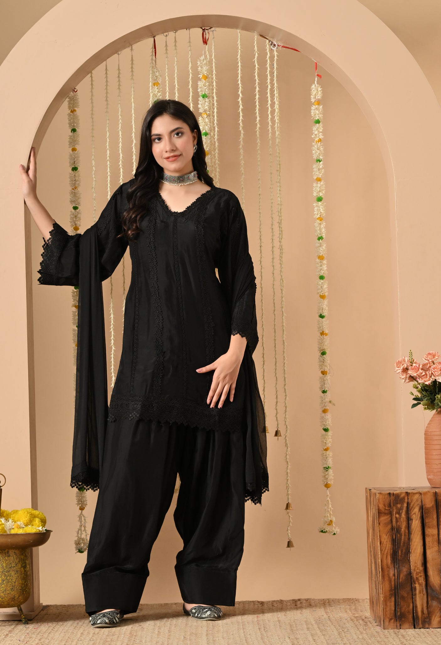Kaala Nazakat farshi  Suit Set