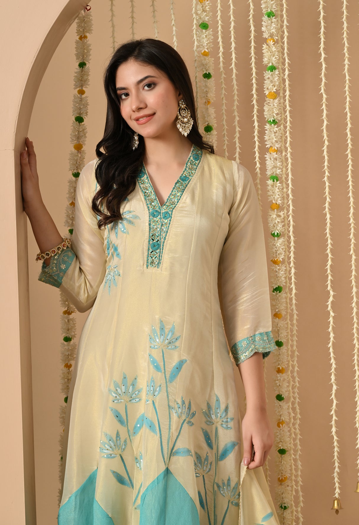 Aqua Nargis Kalidaar