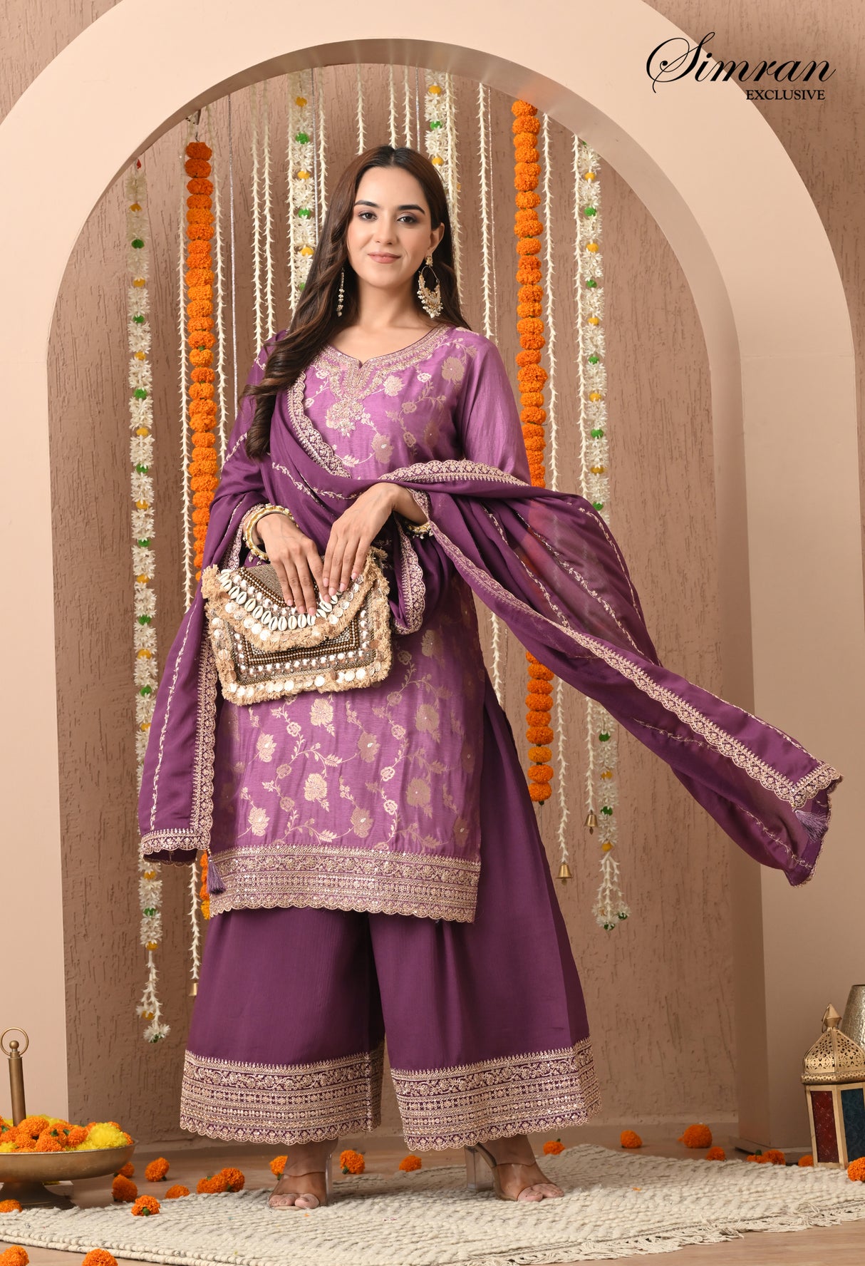 NANKE DADKE BANARSI TOUCH