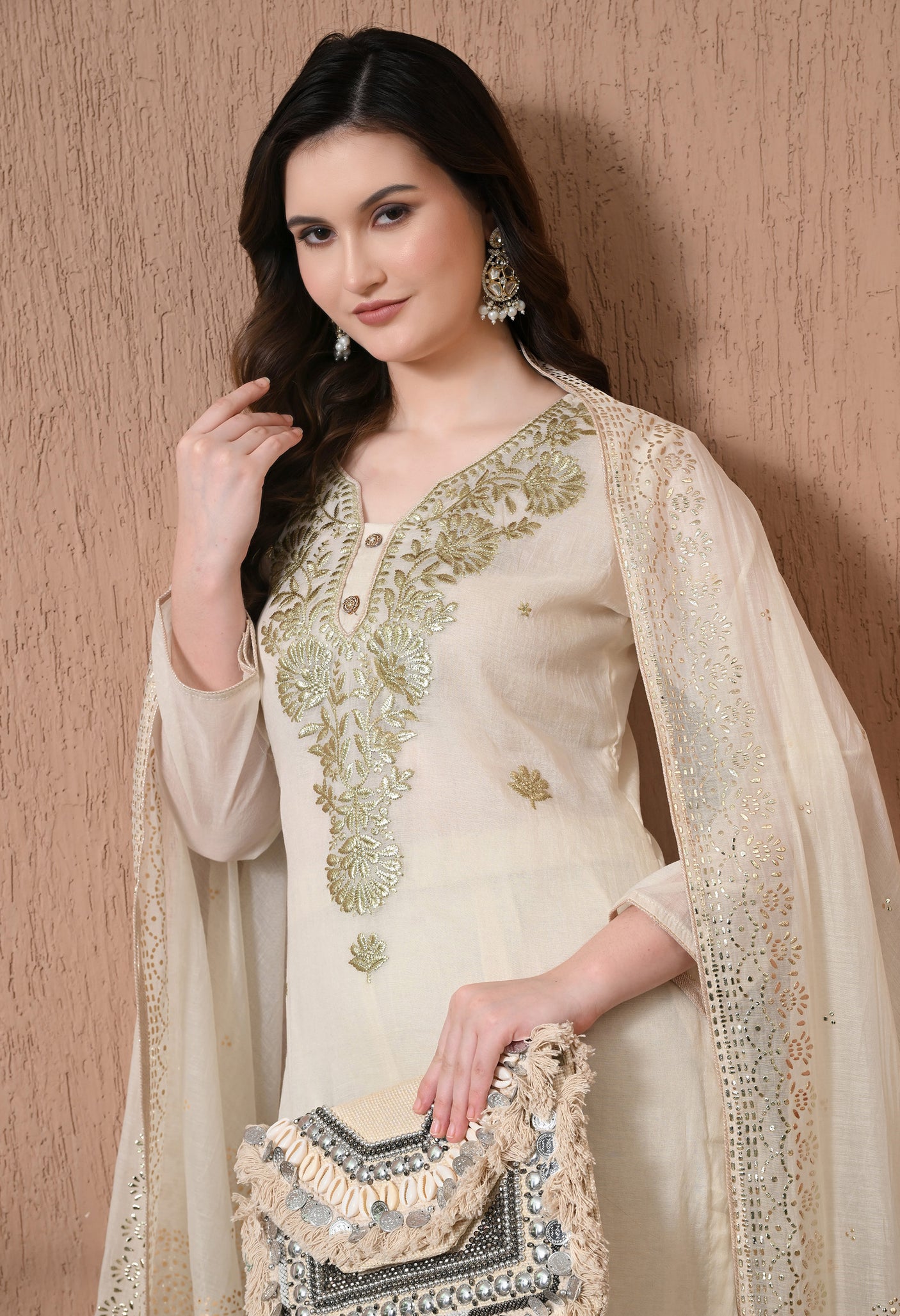 Raunaq-e-Rang Suit