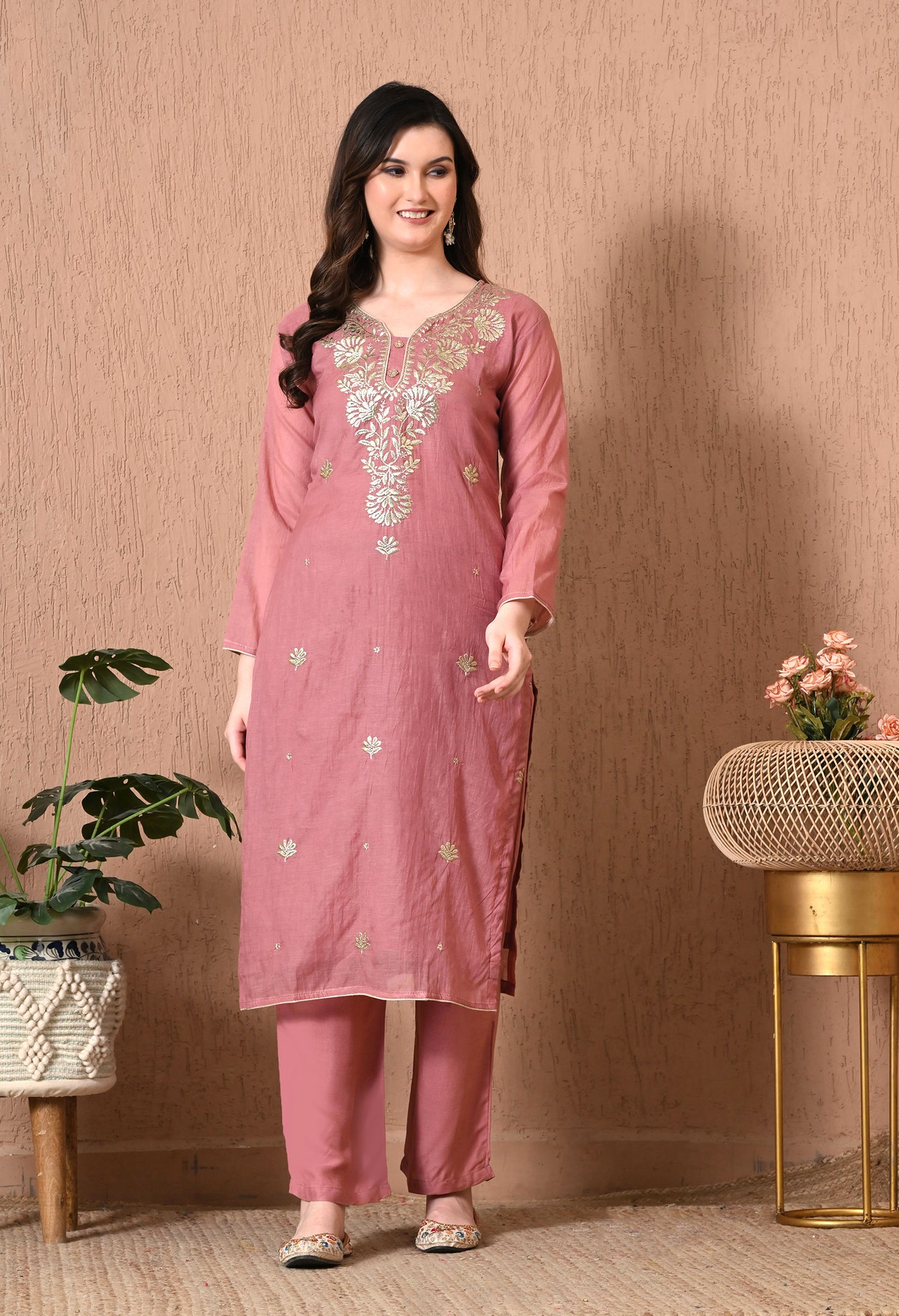 Raunaq-e-Rang Suit