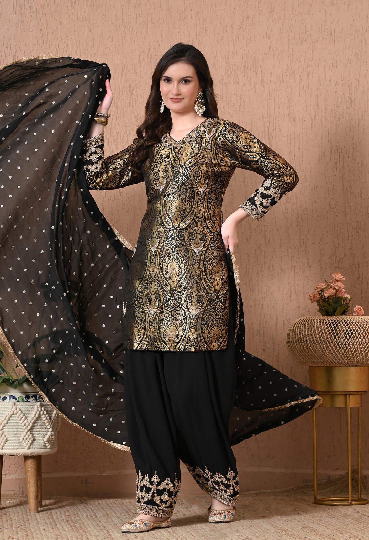 Tiyan wala farshi salwar suit