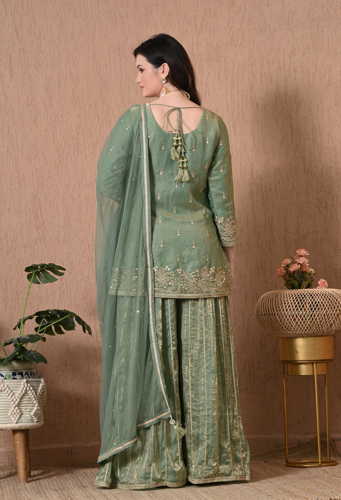 Sunehri Sharara