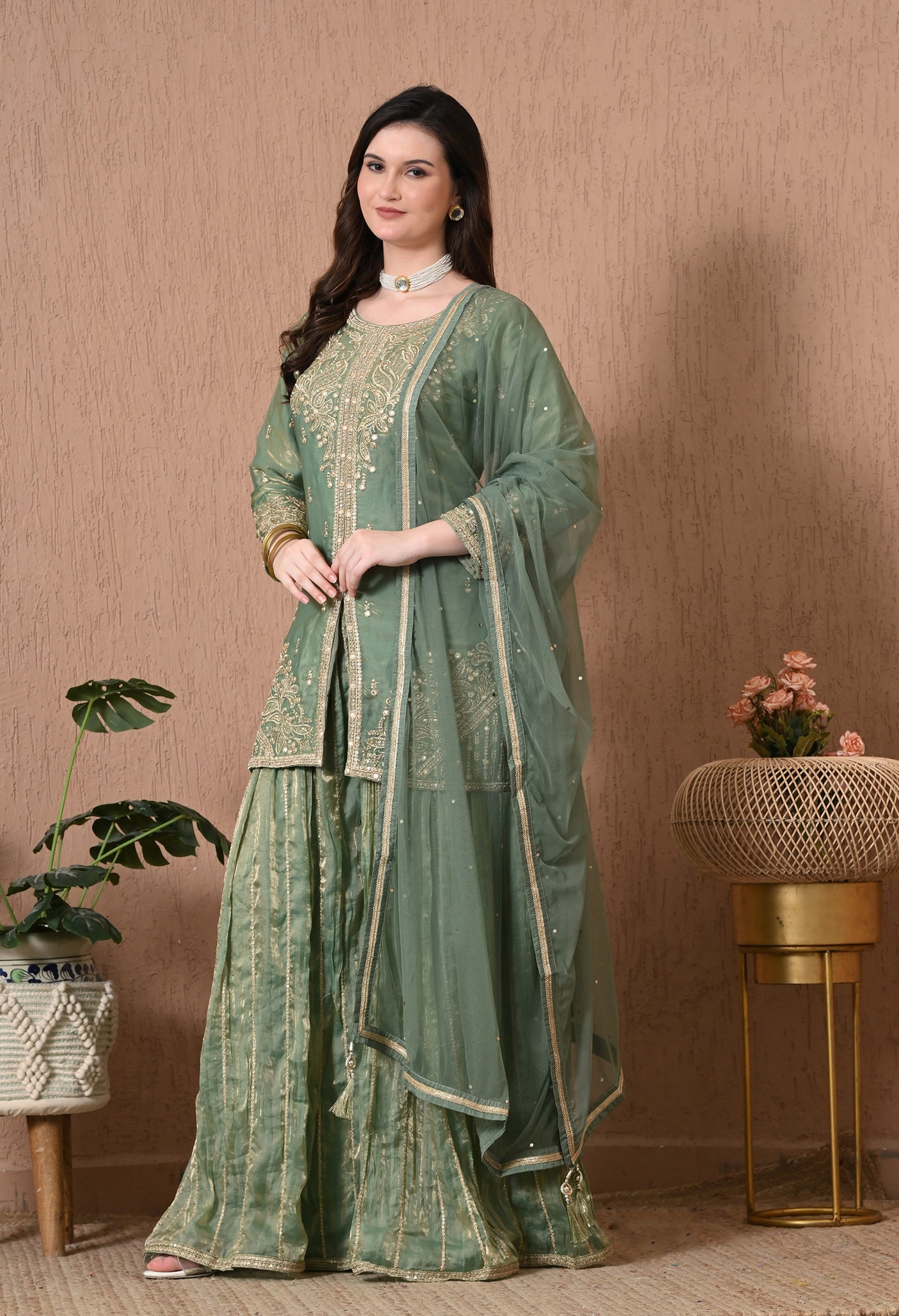 Sunehri Sharara