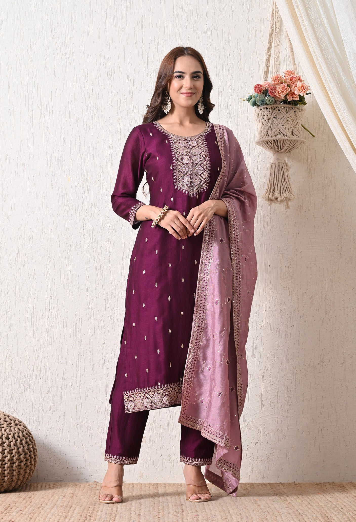 Neel Tara Chikankari Set