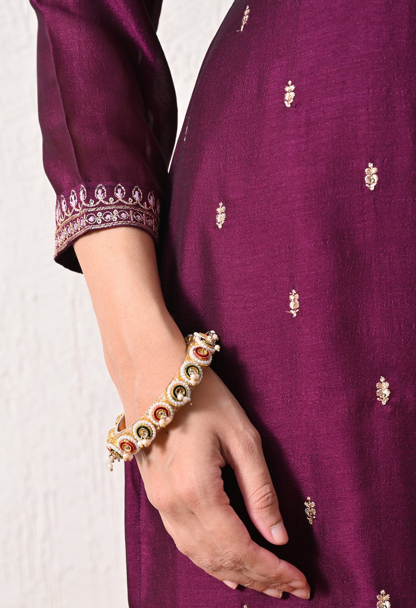 Neel Tara Chikankari Set