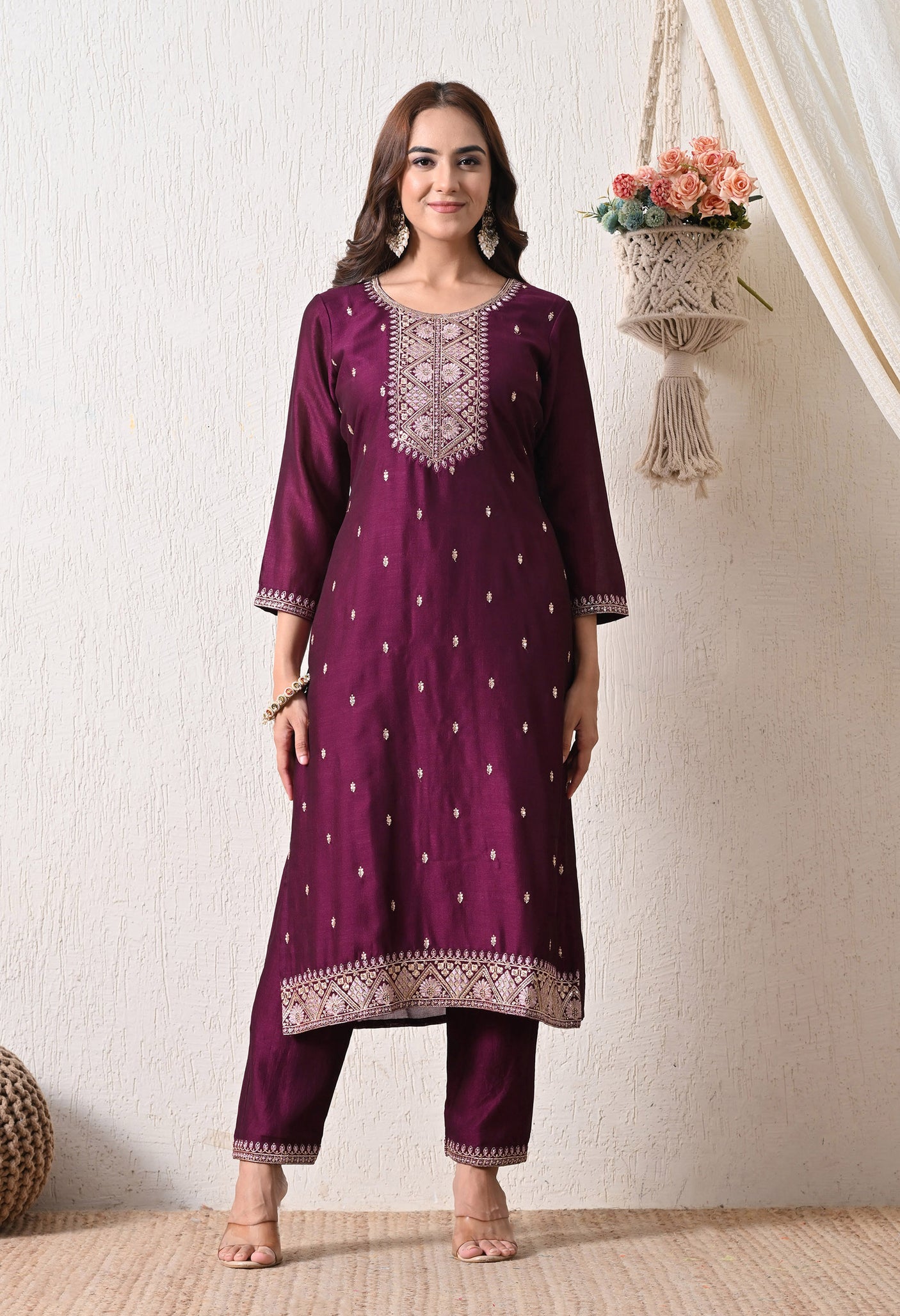 Neel Tara Chikankari Set