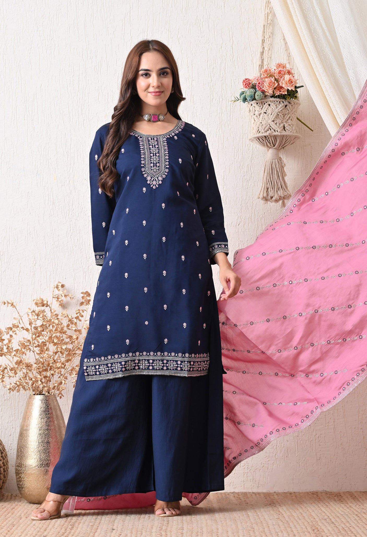 Neel Phiroza Suit