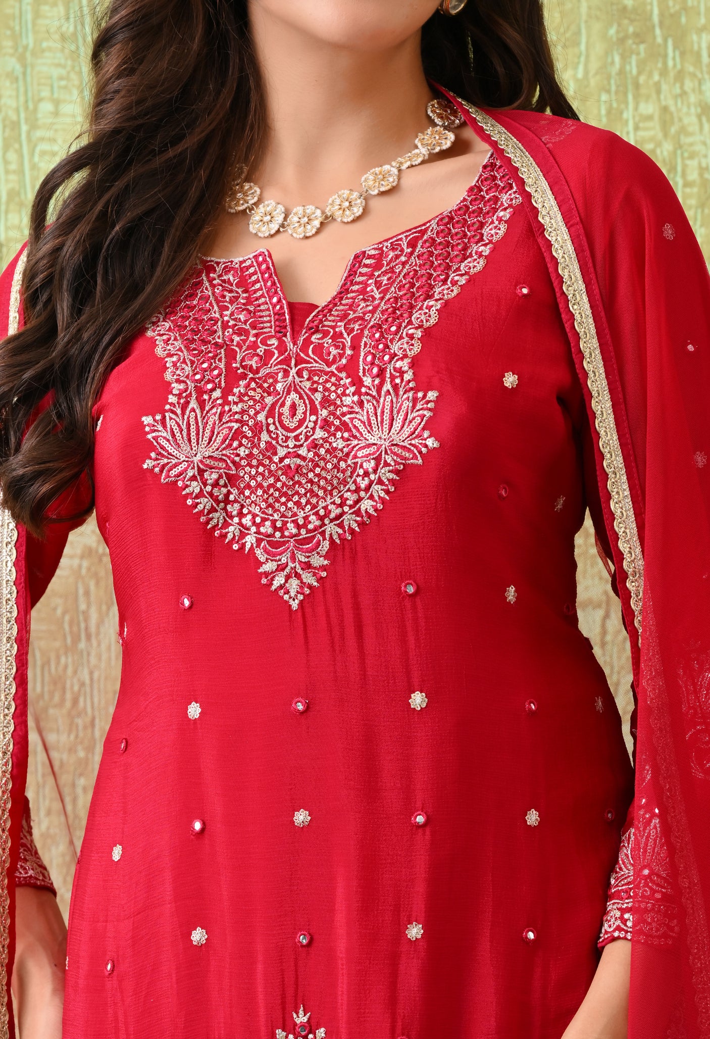 Zeenat Lehanga