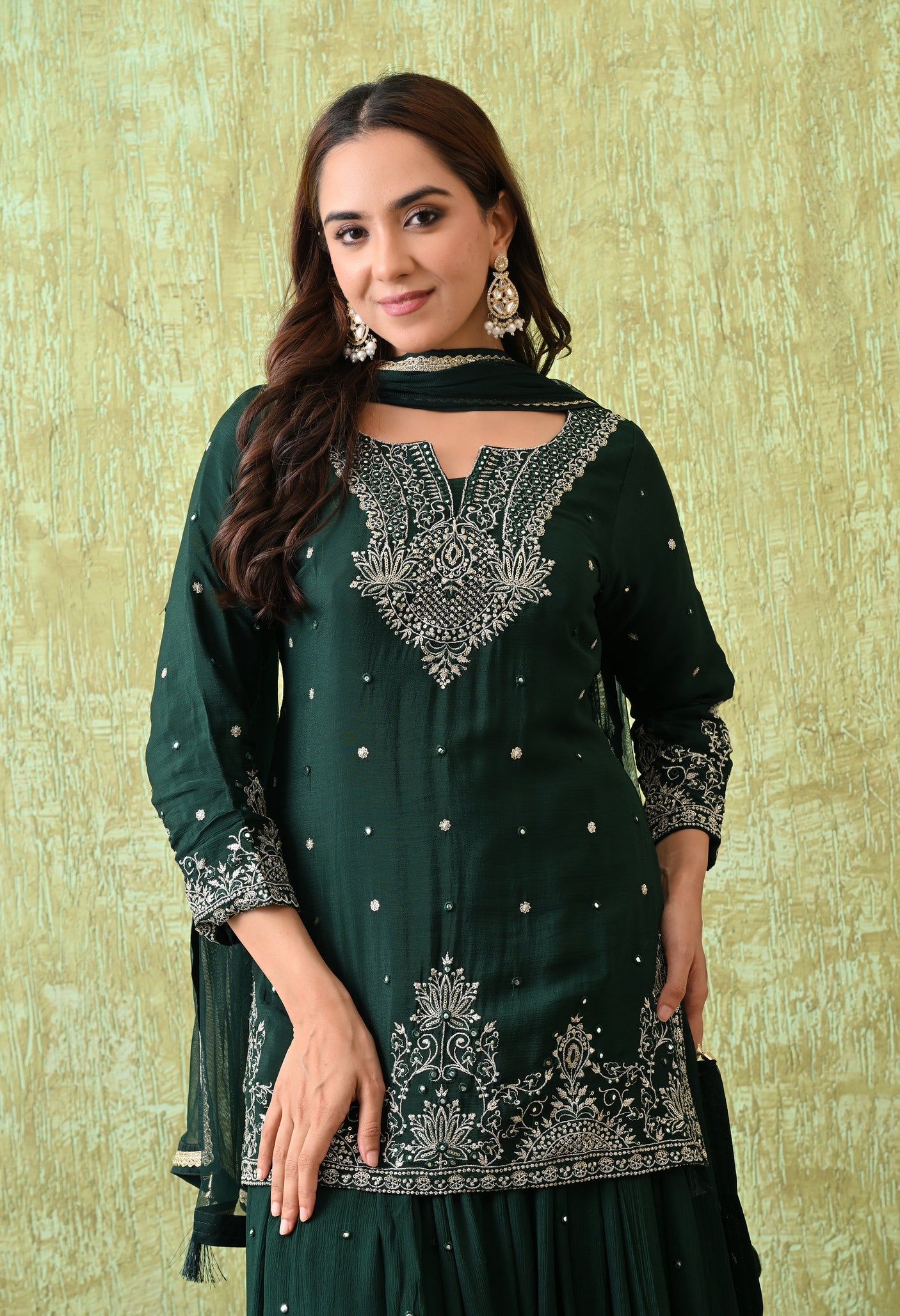 Zeenat Lehanga