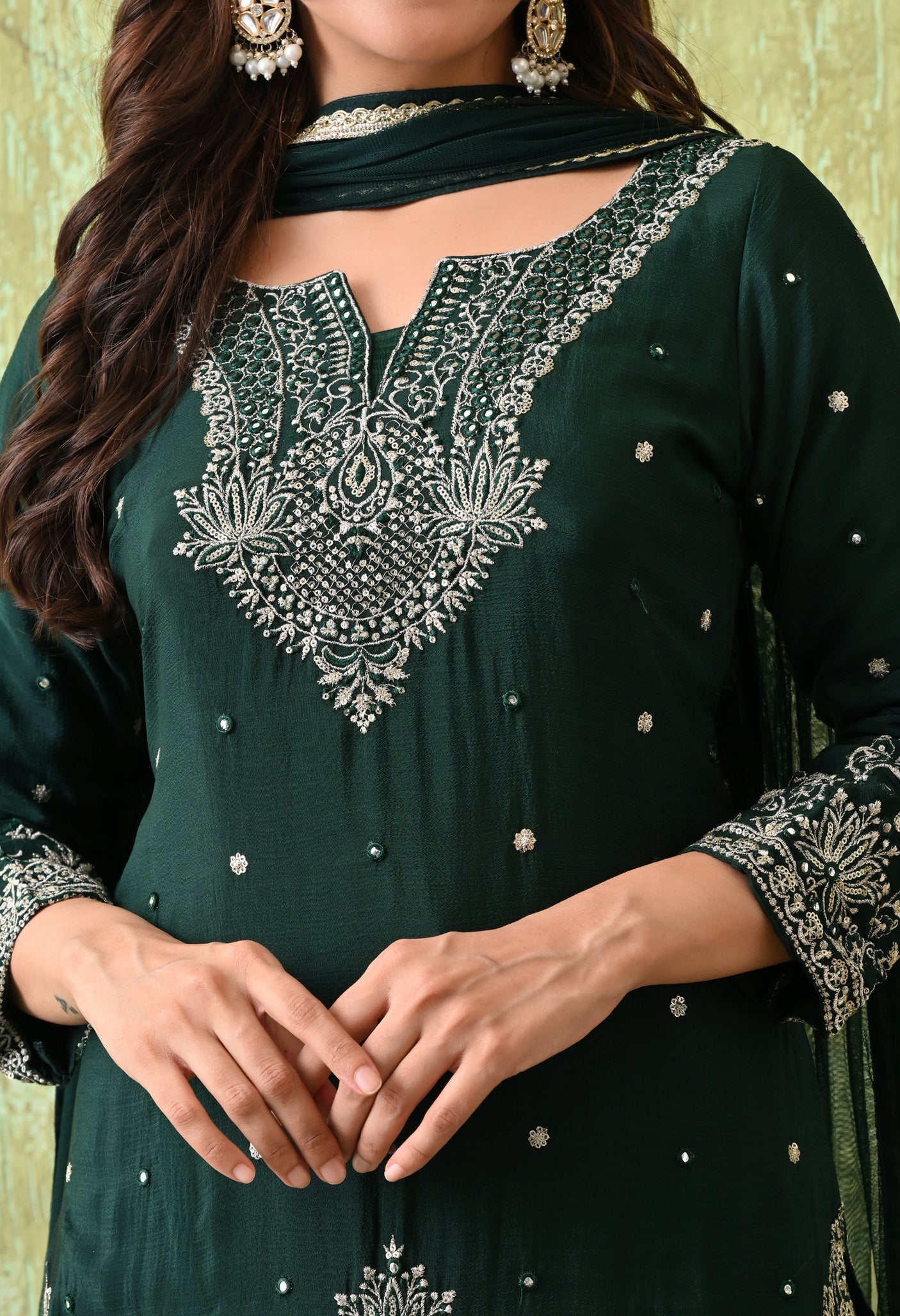 Zeenat Lehanga