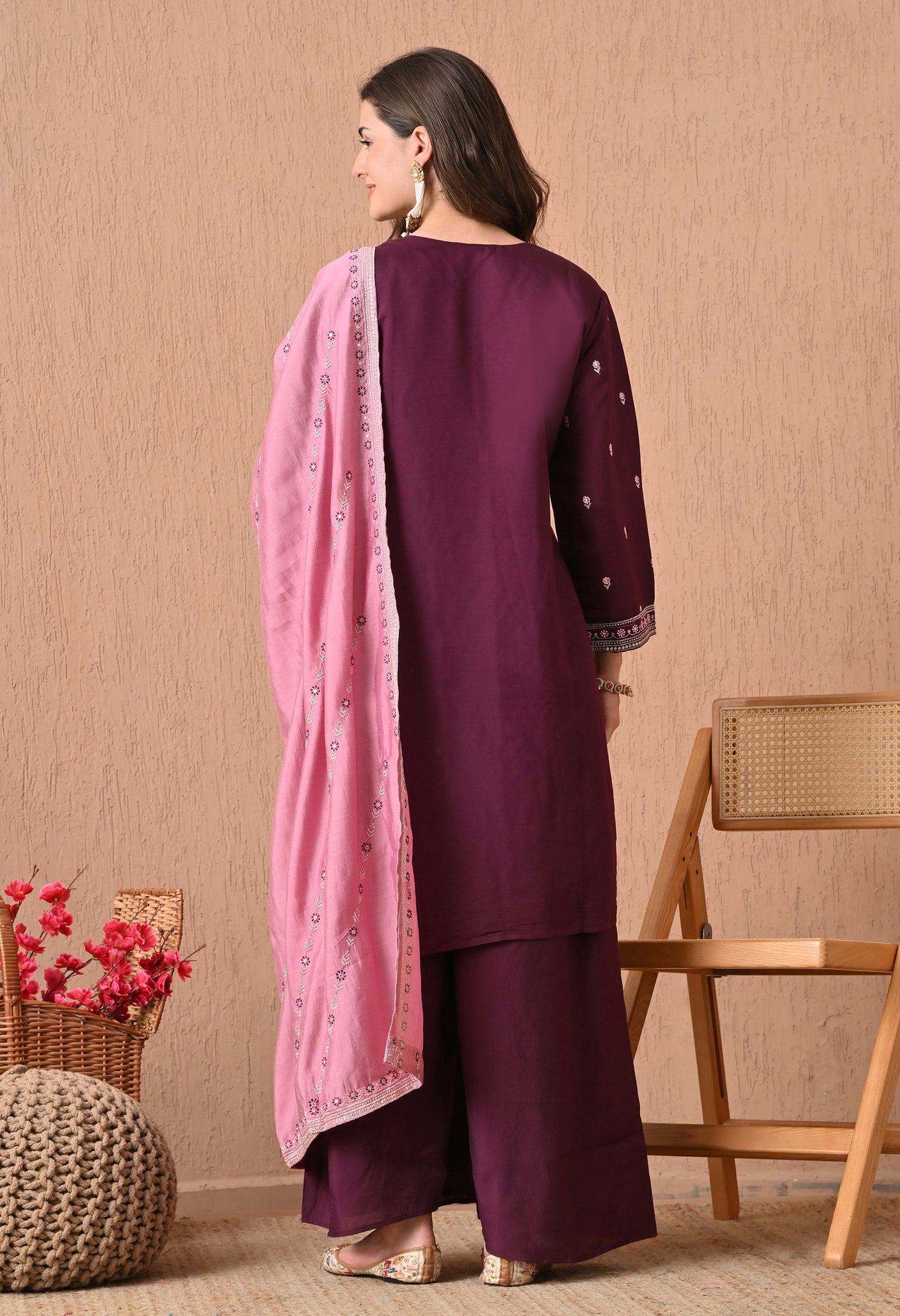 Neel Phiroza Suit