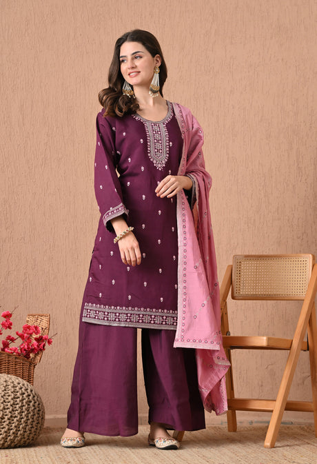 Neel Phiroza Suit
