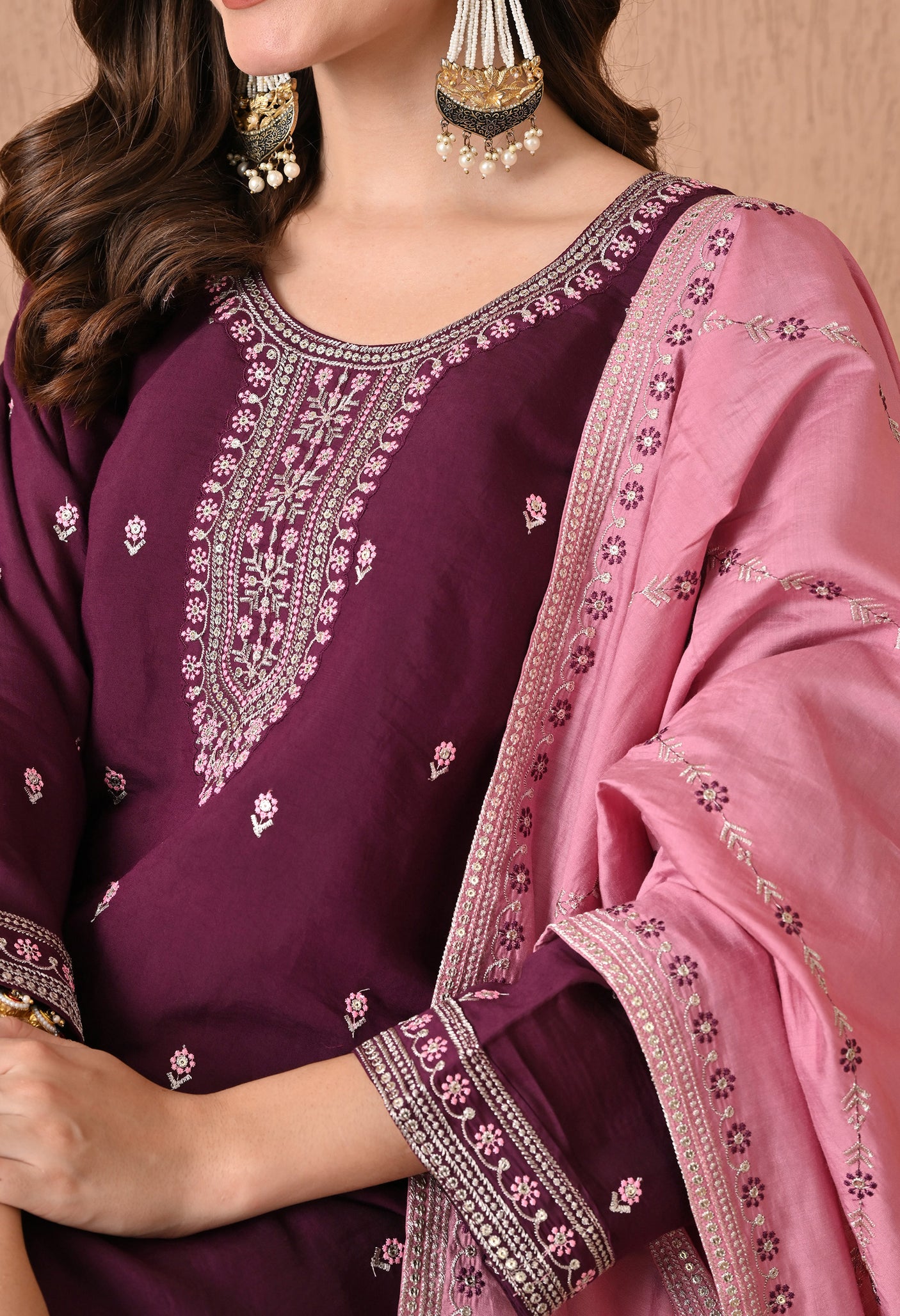 Neel Phiroza Suit