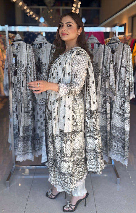 Sang-e-marmar suit