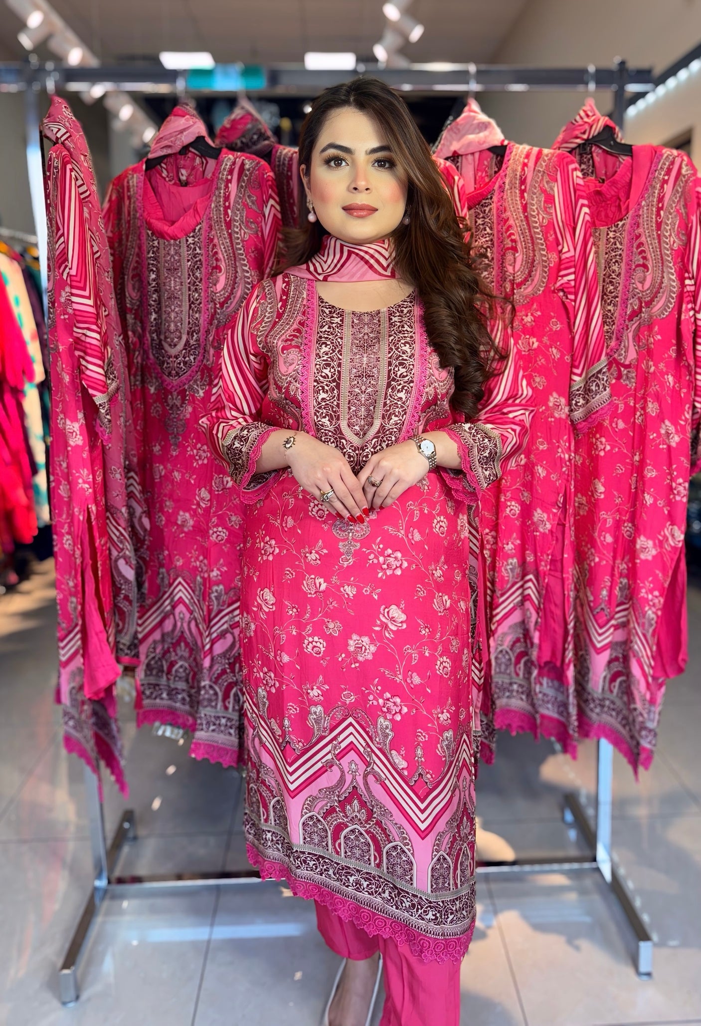 GULABO SUIT