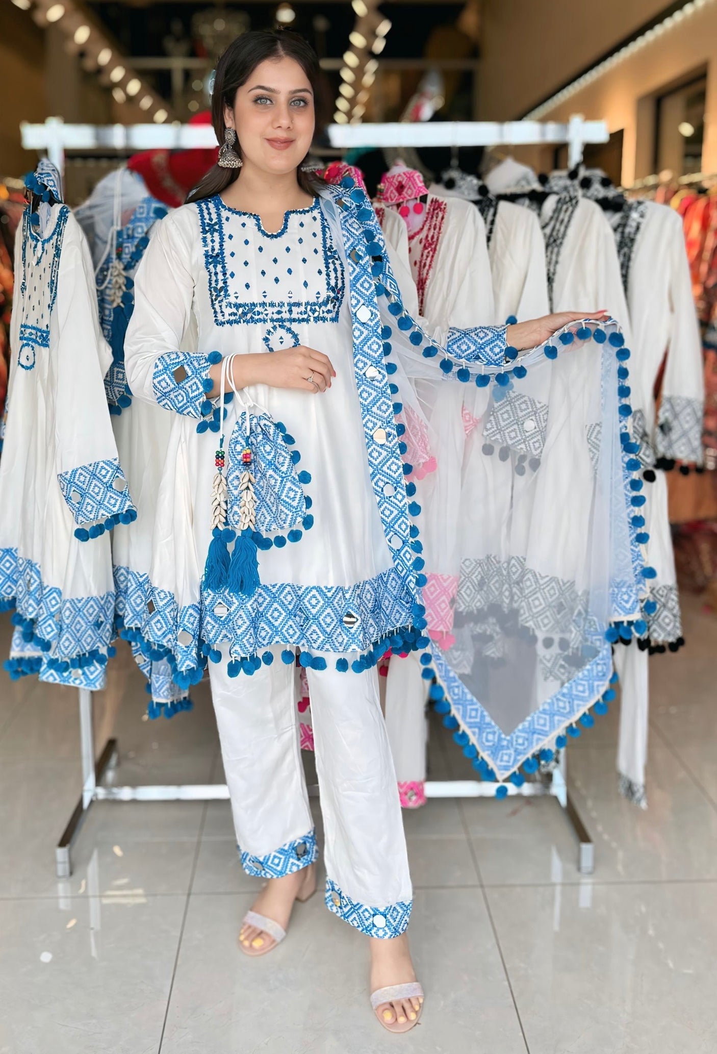 Peplum potli suit