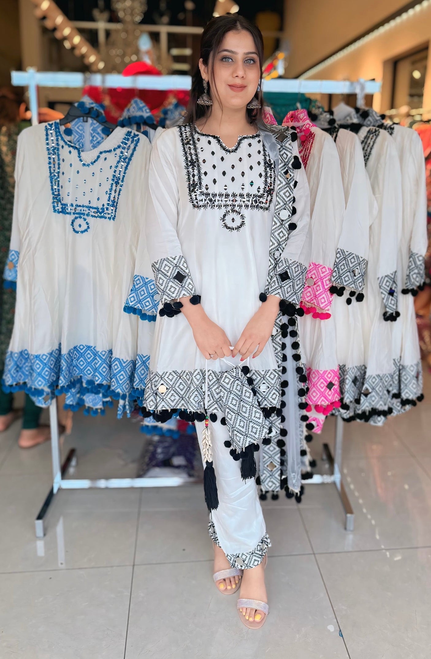 Peplum potli suit