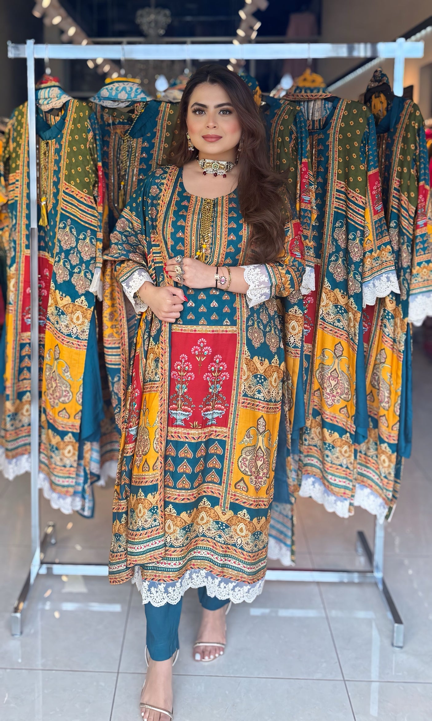 Rang-reza suit