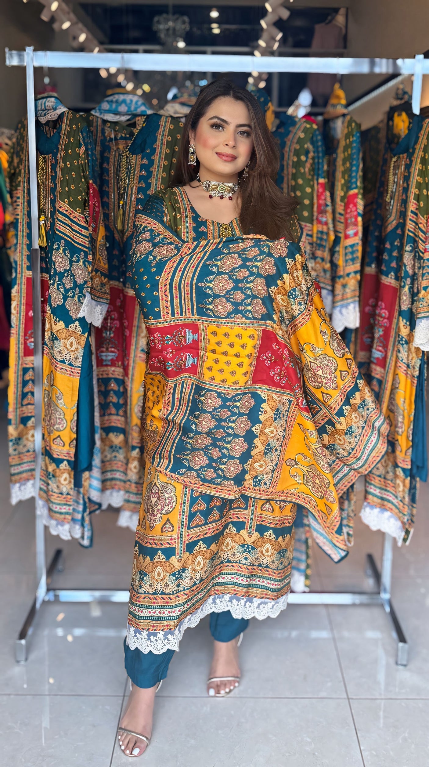 Rang-reza suit