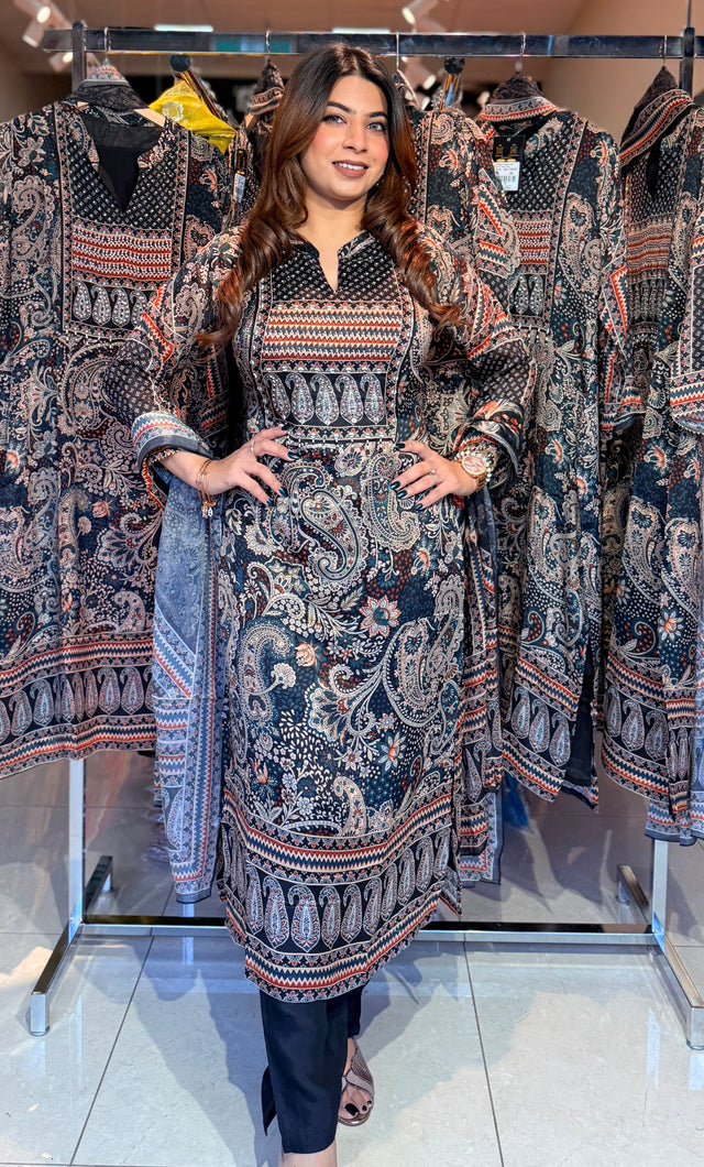 Simran Exclusive BLACK PRINTED SUIT – Simran Exclusive