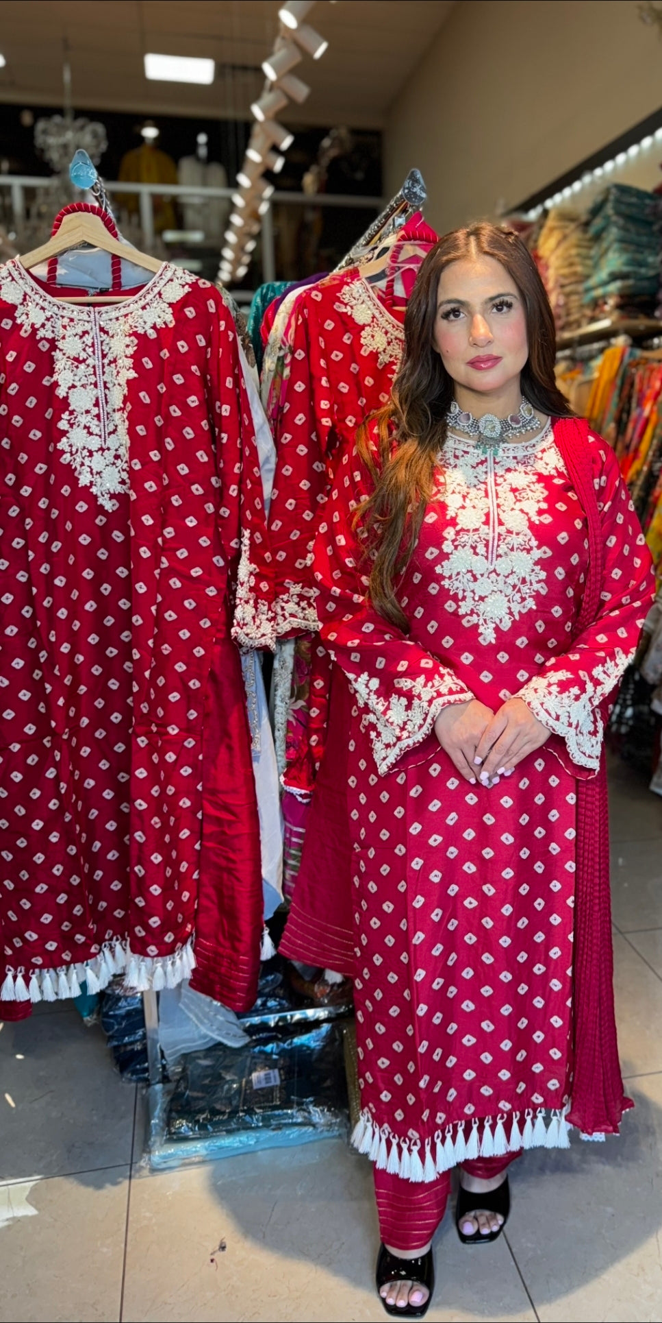 Chamakte Sitare – Embroidered Kurta Set