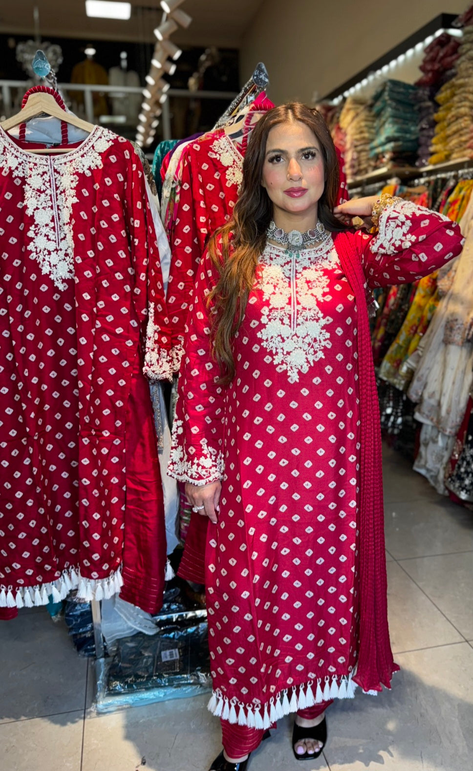 Chamakte Sitare – Embroidered Kurta Set