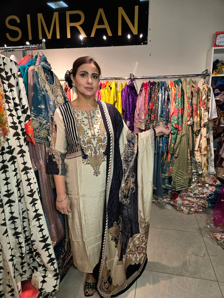 Pakistani Suit 