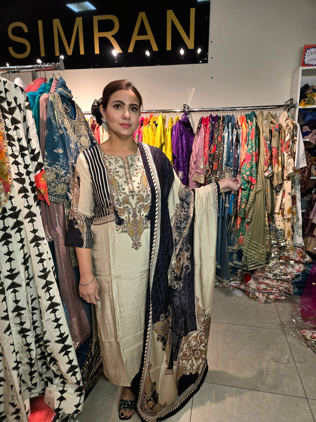 Pakistani Suit 