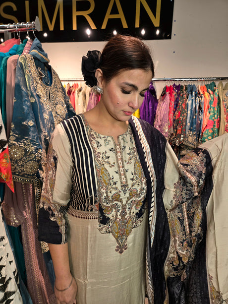 Pakistani Suit 